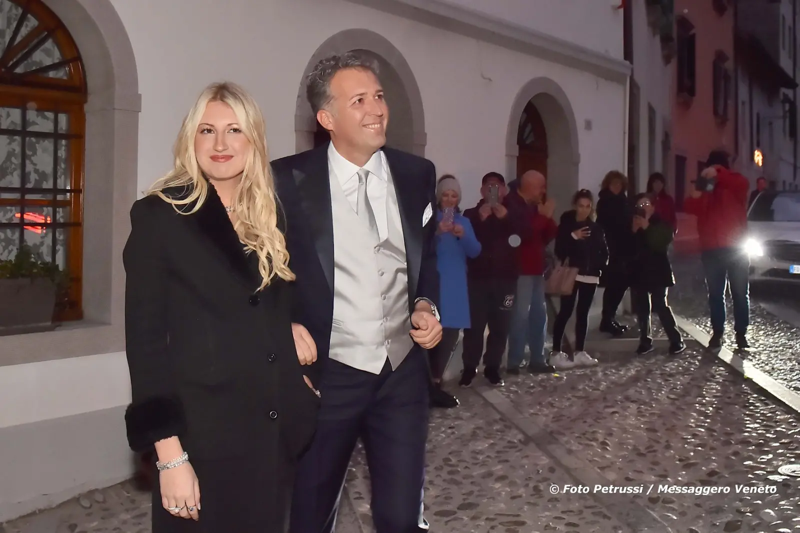 Dopo otto anni assieme e trent'anni di amicizia, Tommaso Cerno e Stefano Balloch si sono sposati. L'unione civile tra l'ex parlamentare dem e direttore del quotidiano L'Identità e l'ex sindaco di Cividale è stata celebrata oggi, mercoledì 28 dicembre, nel monastero sconsacrato di Santa Maria in Valle alla presenza dei familiari e degli amici degli sposi. (Foto Petrussi)