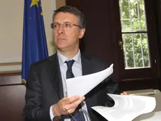Raffaele Cantone, presidente dell'Autorità nazionale anticorruzione, durante la conferenza stampa in Prefettura, Milano, 26 giugno 2014. ANSA/STEFANO PORTA