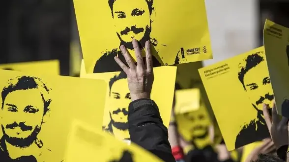 Erano le 19.41 del 25 gennaio 2016 quando il giovane ricercatore friulano inviò il suo ultimo messaggio