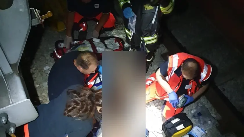 Le operazioni di soccorso a Opicina (foto dei vigili del fuoco)