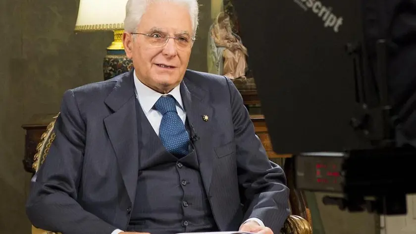 Italian President Sergio Mattarella during the year-end speech to Italians at Quirinale Palace in Rome, Italy, 31 December 2015..ANSA/QUIRINALE PRESS OFFICE/FRANCESCO AMMENDOLA.+++ ANSA PROVIDES ACCESS TO THIS HANDOUT PHOTO TO BE USED SOLELY TO ILLUSTRATE NEWS REPORTING OR COMMENTARY ON THE FACTS OR EVENTS DEPICTED IN THIS IMAGE; NO ARCHIVING; NO LICENSING +++
