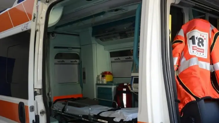 Un'ambulanza in una foto di archivio