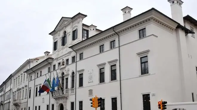 Udine 15 Febbraio 2011. Cerimonia fine lavori Palazzo della Provincia. Telefoto Copyright PFP