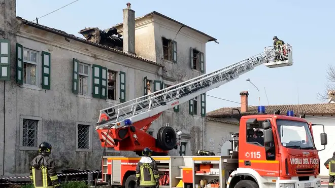 San Vito al Torre 16 marzo 2014 Incendio alla vialla Steffaneo Roncato di via Aquileia a Crauglio. Copyright Foto Petrussi / Ferraro Simone