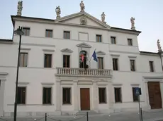 FOTO MISSINATO AVIANO PALAZZO MENEGOZZI