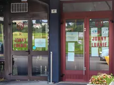 Il lopcale di San Daniele chiuso dalla Questura per la vicenda delle magliette con la scrittta choc