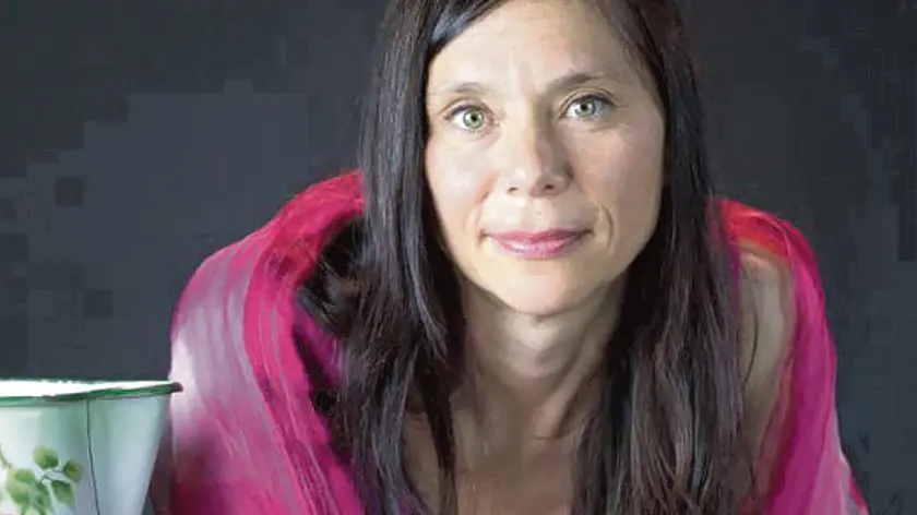 La scrittrice e poetessa udinese Chiara Carminati in libreria due suoi nuovi lavori