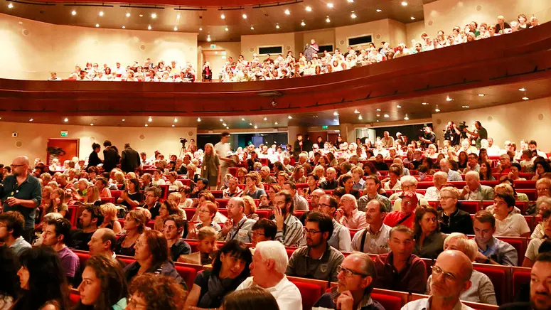 PORDENONELEGGE: PREMIO FRIULADRIA A MARTIN AMIS