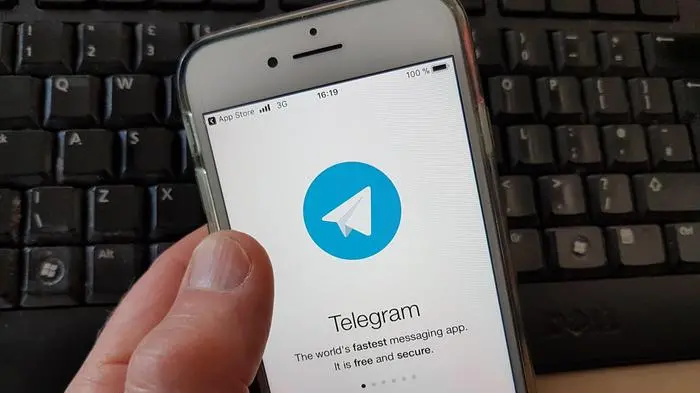 An image showing the Telegram messenger app on an iPhone, Frankfurt am Main, Germany, 17 April 2018. Reports on 23 April 2018 state Russia's telecommunications authority Roskomnadzor that banned the Telegram messenger app earlier in April, has in total blocked millions of other IP addresses that may have been used to access the service. In addition, Google has confirmed it is checking on reports Russian users may have experienced problems in accessing various Google services, such as Gmail. ANSA/MAURITZ ANTIN