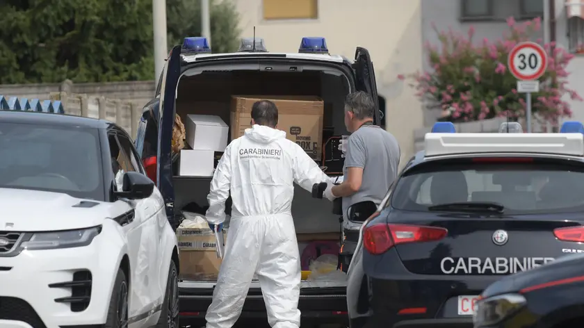 Scientifica dei carabinieri sul luogo dove Andrea Beretta ultras Inter ha ucciso con un coltello Antonio Bellocco che gli ha sparato con una pistola davanti ad una palestra n via Besozzi a Cernusco sul Naviglio. 04 Settembre 2024. ANSA/ANDREA CANALI