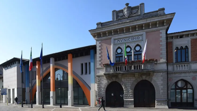 Mortegliano 27 gennaio 2017 Municipio, Duomo, Campanile, Chiesa, Teatro e via Udine. Copyright Foto Petrussi / Ferraro Simone