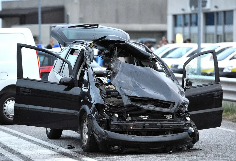Gemona 22 giugno 2014 Incidente mortale tra due moto ed un auto. Copyright Foto Petrussi / Ferraro Simone