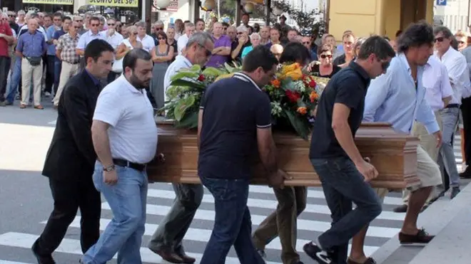Tolmezzo 20 Agosto 2011. Tolmezzo Funerale Buttolo. Telefoto copyright PFP / Soravito