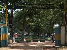 epa10055816 Gate of the Kuje Medium prison in Abuja, Nigeria, 06 July 2022. Boko Haram gunmen are suspected of attacking the Kuje Medium Prison. Some 400 inmates are missing. EPA/STRINGER