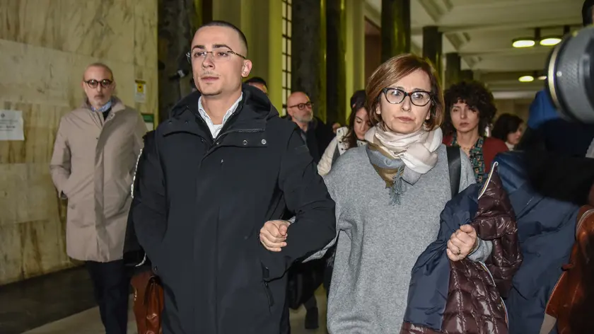 Il fratello di Giulia Tramontano Mario e la madre Loredana alla prima udienza del processo ad Alessandro Impagnatiello, Milano 18 Gennaio 2024 ANSA/MATTEO CORNER