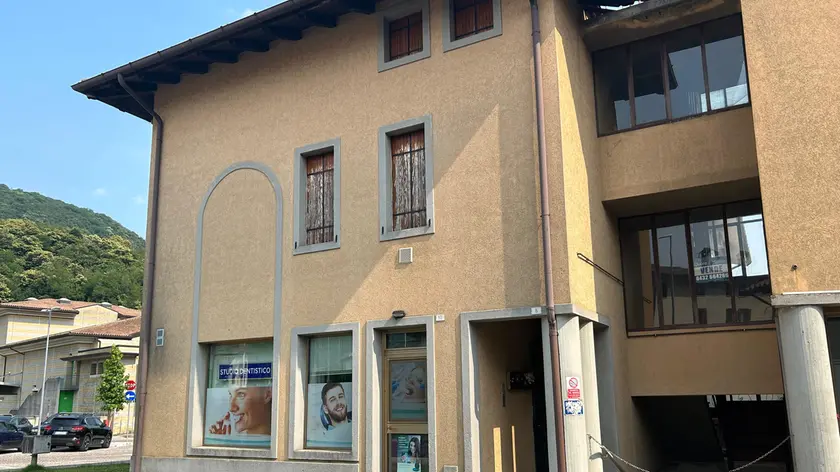Colpo nello studio dentistico di Enzo Agosto ad Artegna: rubate strumentazioni per un valore di oltre 100 mila euro