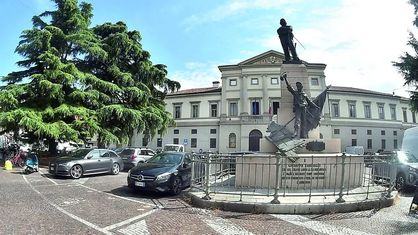 Piazza Garibaldi a Udine (foto Petrussi)