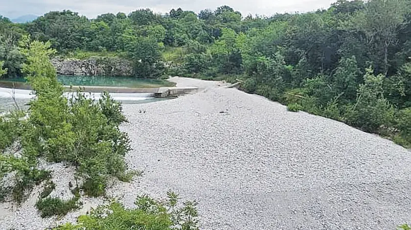 L’isolotto di ghiaia conosciuto come Premariacco Beach