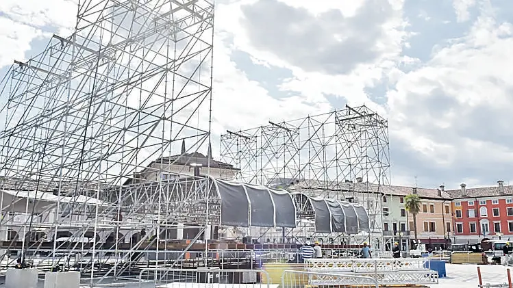 Palmanova 28 Giugno 2023. Palco concerto Sfera. © Foto Petrussi