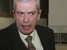 ANTEPRIMA la Guzzanti contestata dal prof. strassoldo