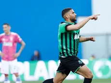 Sassuolo's Gregoire Defrel jubilates after scoring the goal during the Italian Serie A soccer match US Sassuolo vs Juventus FC at Mapei Stadium in Reggio Emilia, Italy, 16 April 2023. ANSA / SERENA CAMPANINI