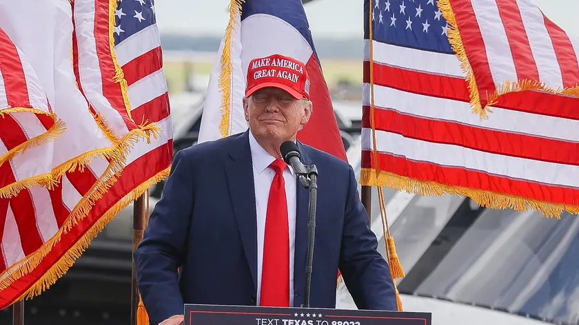 epa10985322 Former US President Donald Trump speaks at the South Texas International Airport in Edinburg, Texas, USA, 19 November 2023. This is another stop of Donald Trumps election campaign tour for presidency in 2024. EPA/ADAM DAVIS