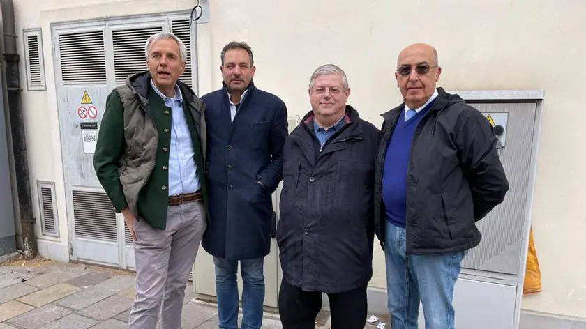 I candidati della lista "Liberi elettori - Io amo Udine" Piergiorgio Bertoli, Edi Sanson, Antonio Miclavez e Salvatore Galioto