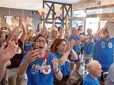 Festa grande al bar Da Ugo a Buja