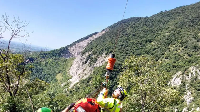 I soccorsi dell’escursionista ferito sul Monte San Lorenzo