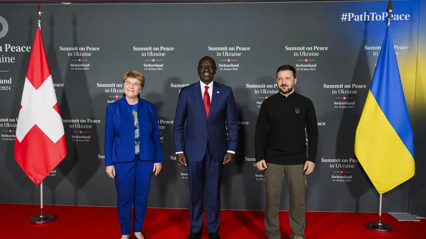 epa11412886 Swiss Federal President Viola Amherd (L) poses with President William Kipchirchir Ruto of Kenya (C) and Ukraine's President Volodymyr Zelensky (R) during the Summit on Peace in Ukraine, in Stansstad near Lucerne, Switzerland, 15 June 2024. International heads of state gather on 15 and 16 June at the Buergenstock Resort in central Switzerland for the two-day Summit on Peace in Ukraine. EPA/ALESSANDRO DELLA VALLE / POOL EDITORIAL USE ONLY EDITORIAL USE ONLY