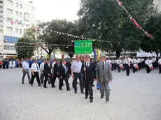 ADUNATA PROVINCIALE ALPINI, ALZABANDIERA