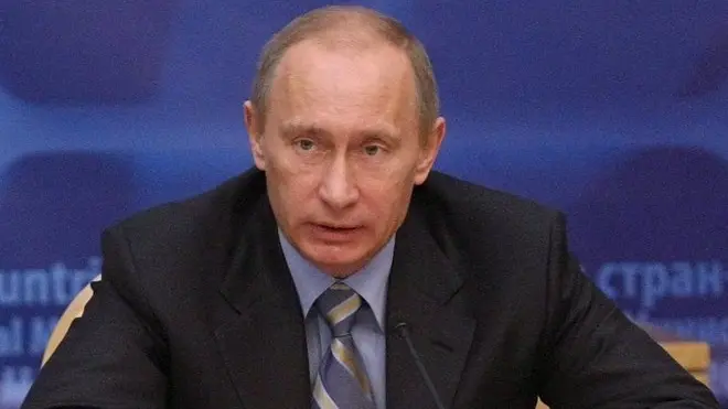 epa01583972 Russian Prime Minister Vladimir Putin (R) and Deputy Prime Minister Igor Sechin (L) attend the Gas Exporting Countries Forum (GECF) in Moscow, Russia, 23 December 2008. The global crisis will affect the gas industry more seriously than the oil industry, Putin said. EPA/SERGEI ILNITSKY