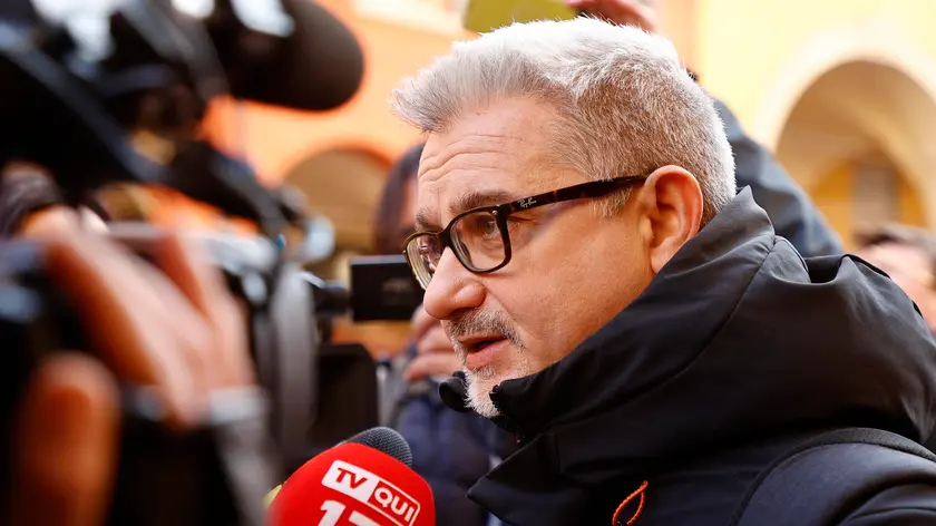 Cosimo Zaccaria avvocato della famiglia di Alice Neri, il cui cadavere carbonizzato fu ritrovato nell'auto incendiata nelle campagne di Concordia a Novembre 2022, all'arrivo in tribunale per l'incidente probatorio. Modena,15 Febbraio 2023. ANSA /ELISABETTA BARACCHI