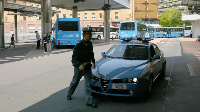 ANTEPRIMA Udine 25-05-2010 CONTROLLI PS STAZIONE E ZONE LIMITROFI