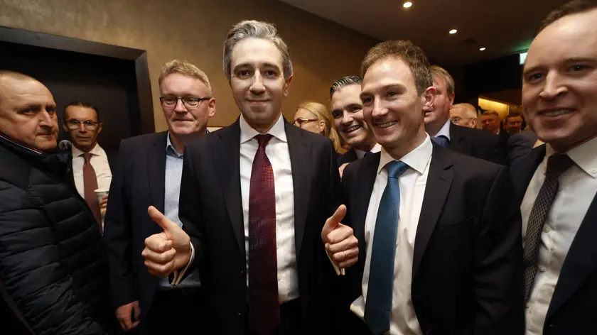 epa11241279 Ireland's Minister for Further and Higher Education, Simon Harris (C) gives the thumbs up ahead of a leadership announcement at the Sheraton Hotel in Athlone, Ireland, 24 March 2024. Following a shortened leadership contest, Simon Harris is expected to be declared the new leader of the Fine Gael party, which would pave the way for him to become Ireland's youngest Prime Minister (Taoiseach) following the resignation of Leo Varadkar. EPA/DAMIEN EAGERS