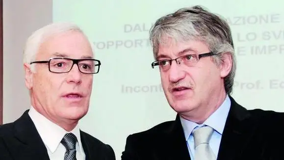 Massimo Paniccia (Presidente API) e Renzo Tondo (Presidente Friuli Venezia Giulia) all'Assemblea generale dell'Associazione piccole e medie industrie di Udine. (Udine 06/12/08)