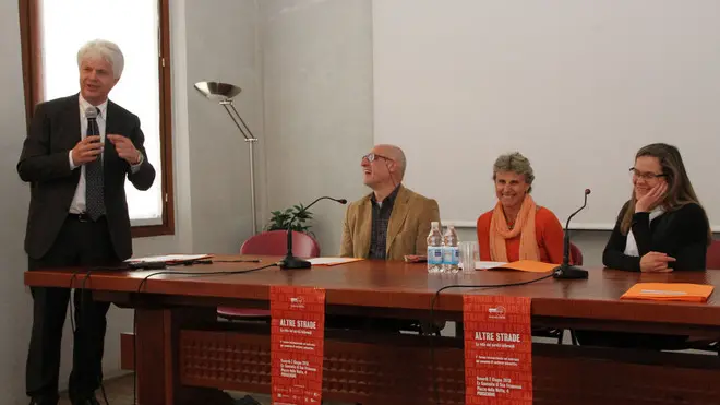 FOTO MISSINATO - EX CONVENTO RAGAZZI PANCHINA
