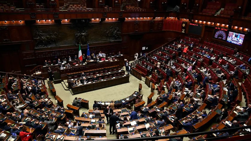 L aula di Montecitorio durante il voto finale alla Camera sul ddl sull abuso d ufficio, Roma, 10 luglio 2024. ANSA/RICCARDO ANTIMIANI