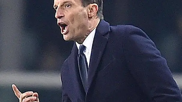 Juventus' head coach Massimiliano Allegri gestures during the italian Serie A soccer match Torino FC vs Juventus FC at the Olimpico stadium in Turin, Italy, 15 December 2018 ANSA/ALESSANDRO DI MARCO