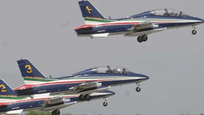 ANTEPRIMA rivolto Manifestazione Frecce Tricolori