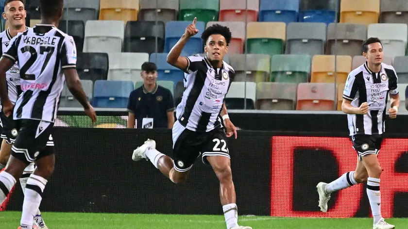 Il brasiliano Brenner, match-winner contro il Como (foto Petrussi)