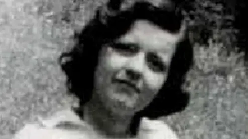 Una immagine di Rossella Corazzin. Angelo Izzo, uno dei 'mostri' del Circeo, ha riferito ai magistrati che Rossella Corazzin, la 17enne friulana sparita il 21 agosto 1975 nei boschi del Cadore, fu seguita dalla banda di criminali romani in vacanza in Cadore, e poi sequestrata e portata sul lago Trasimeno. Lì sarebbe stata violentata dal branco e uccisa..ANSA.+++EDITORIAL USE ONLY - NO SALES+++