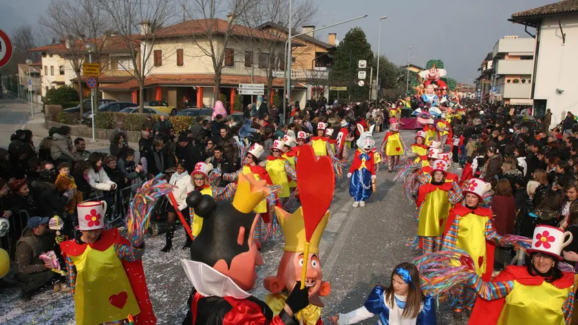 ANTEPRIMA OSOPPO 14-03-2010 CARNEVALE