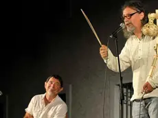 Villacaccia di Lestizza, 01/08/2013 - Associazion cultur‰l Colonos - Avostanis 2013 - COME CHE IL DIÕ AL NAS DA LA GNOT SCURE - Cjantis e danzis (la vilote furlane) - cun Lino Straulino cister, tambžr altadriatic, bogul, gudu-gudu, argagns e v™s e Stefano Montello argagns e v™s - Progjet Integr‰t Culture dal frižl di mie par Musica in Villa in colaborazion cui Colonos - Foto Luca d'Agostino/Phocus Agency © 2013