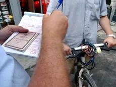 Padova 15 Luglio 2005 G.M. Via Altinate,MULTE AI CICLISTI (CARRAI) VIA ALTINATE,MULTE AI CICLISTI -CARRAI-