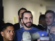 epa10942071 El Salvador President Nayib Bukele (C) leaves the Supreme Electoral Tribunal (TSE) after registering as a candidate for the presidency for the period 2024-2029, in San Salvador, El Salvador, 26 October 2023 (issued 27 October 2023). The general elections in El Salvador will be held on 04 February 2024. EPA/Rodrigo Sura