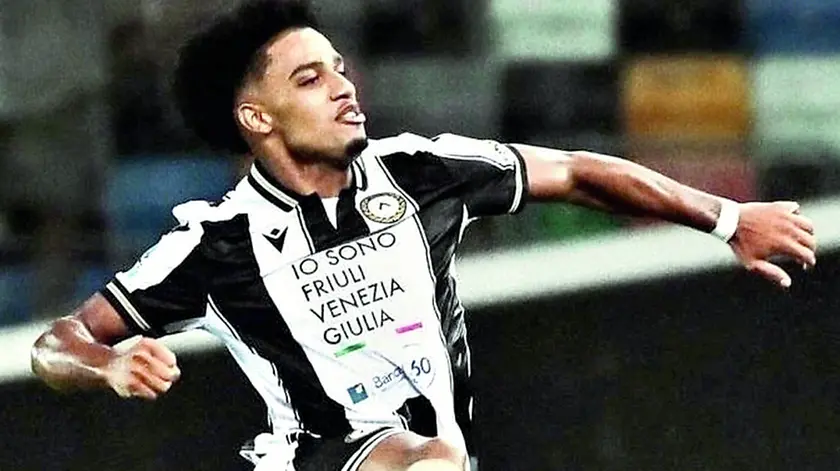 Il brasiliano, classe 2000, Brenner è finito ai margini nelle rotazioni degli attaccanti di mister Runjaic