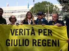 Paola and Claudio Regeni, Giulio's mother and father, at the Rome court for the new hearing of the trial against the four Egyptian 007 accused of torturing and killing their son, Giulio Regeni, Roma, 16 aprile 2024. ANSA/ANGELO CARCONI