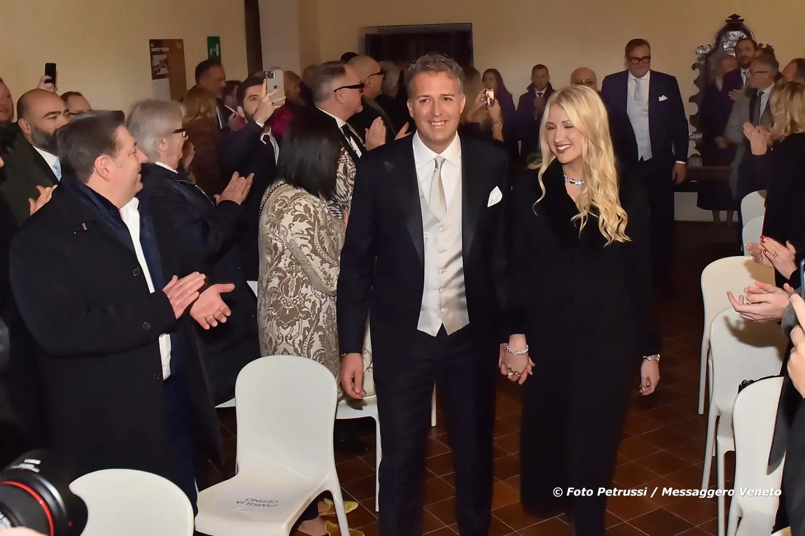 Dopo otto anni assieme e trent'anni di amicizia, Tommaso Cerno e Stefano Balloch si sono sposati. L'unione civile tra l'ex parlamentare dem e direttore del quotidiano L'Identità e l'ex sindaco di Cividale è stata celebrata oggi, mercoledì 28 dicembre, nel monastero sconsacrato di Santa Maria in Valle alla presenza dei familiari e degli amici degli sposi. (Foto Petrussi)