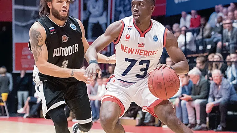 Keshun Sherrill, play americano alto 1,75, è nato nel 1994